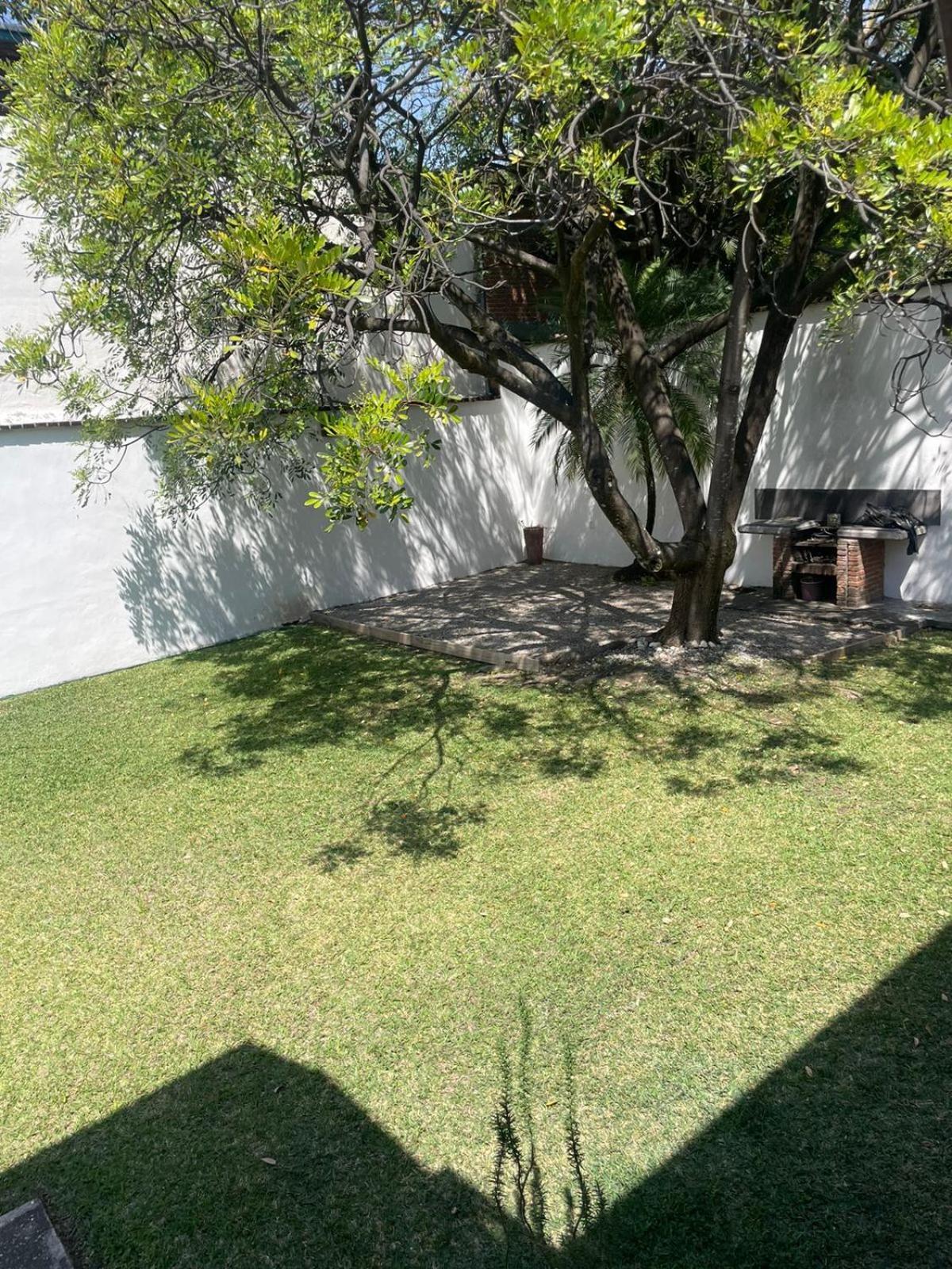 Las Iguanas Cuernavaca Esterno foto